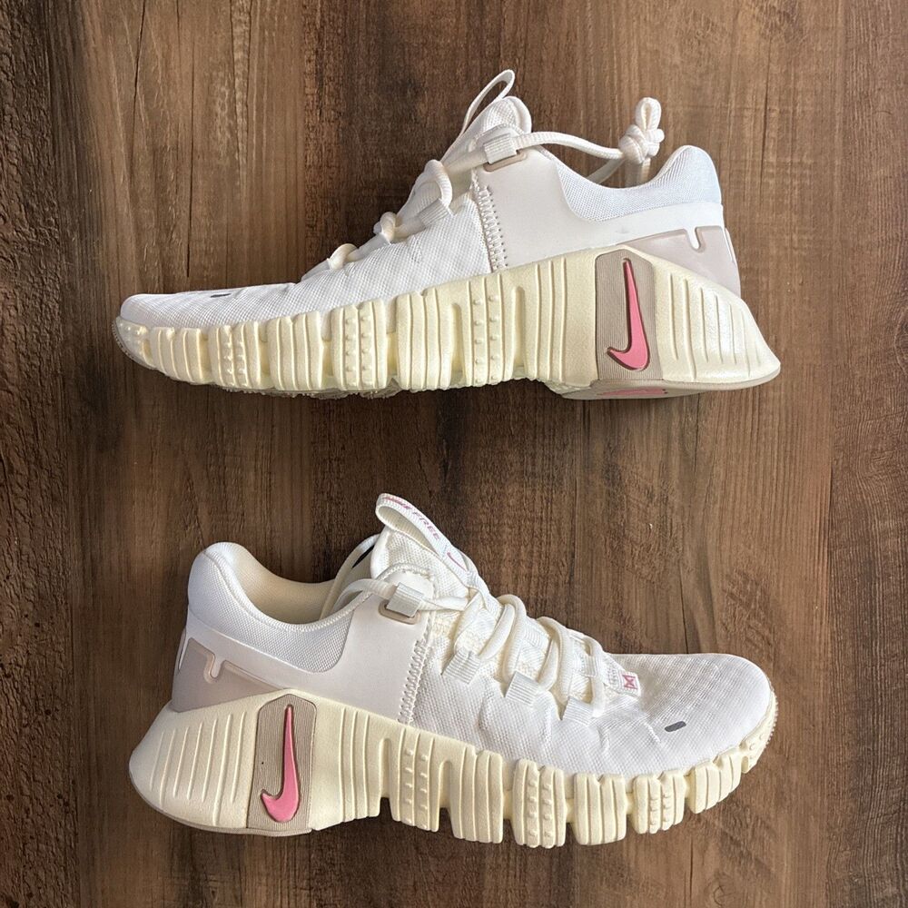 Nike Free Metcon 5 Sail Ivory Soft Pink Women Size 6.5 Gym Shoes DV3950-100